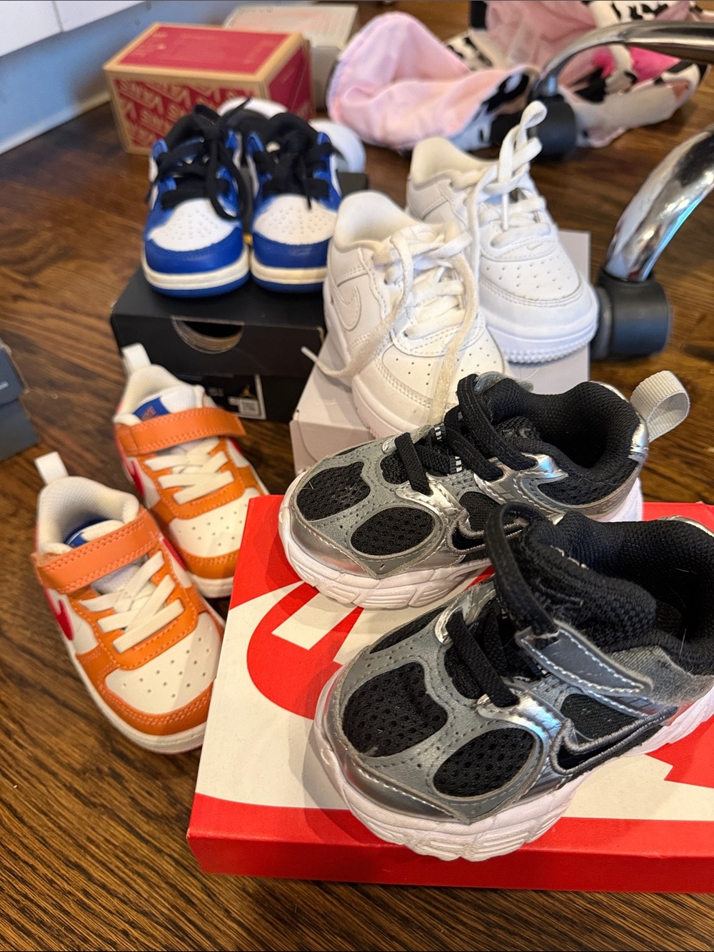 Nike Kids size 5 bundle used Sneakers